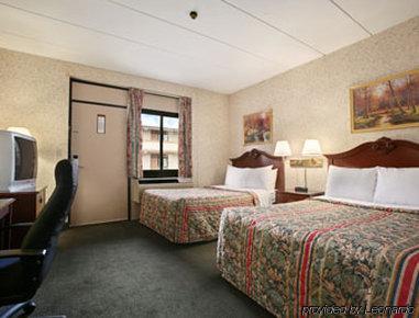 Econo Lodge Danvers Room photo